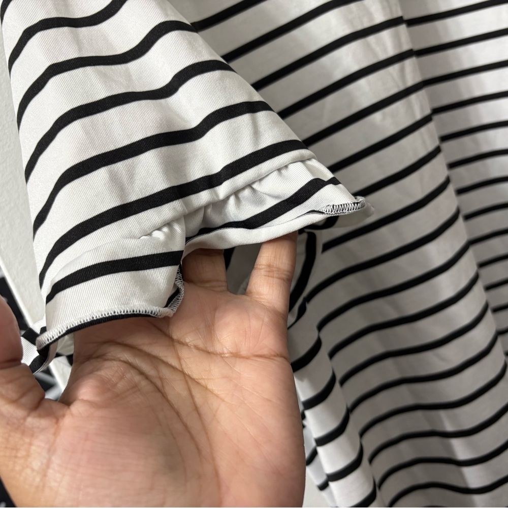 Cute Blouse Bundle - Picture 3 of 16